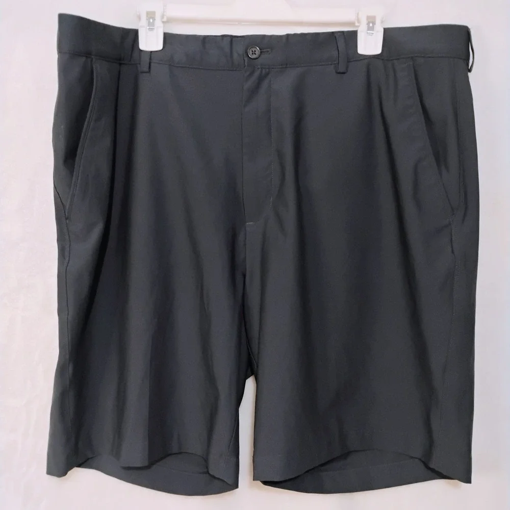 Greg Norman Mens Golf Shorts Size 42 Navy Blue Shark Logo Performance Stretch